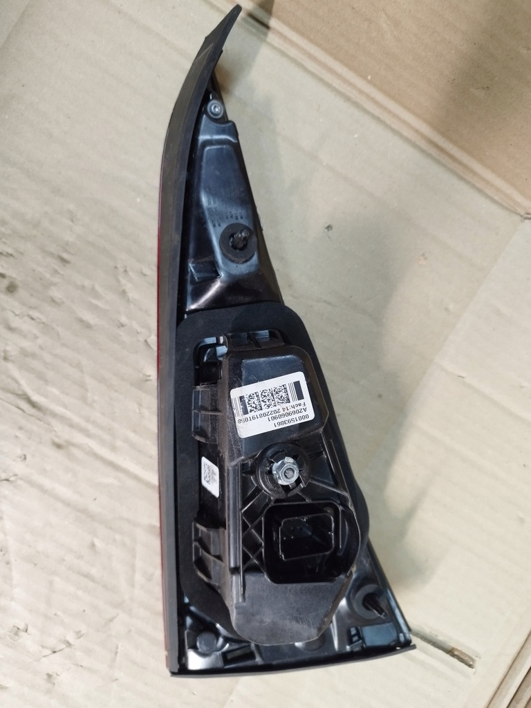 фото №7, Mercedes klasa c w206 a2069060901 лампа задняя