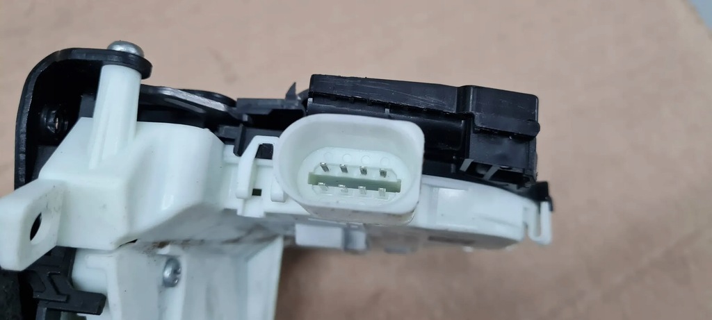 фото №8, S5 8w lift a5 замок дверь левый задняя 8pin 4g0839015n a4 b9 8w s4