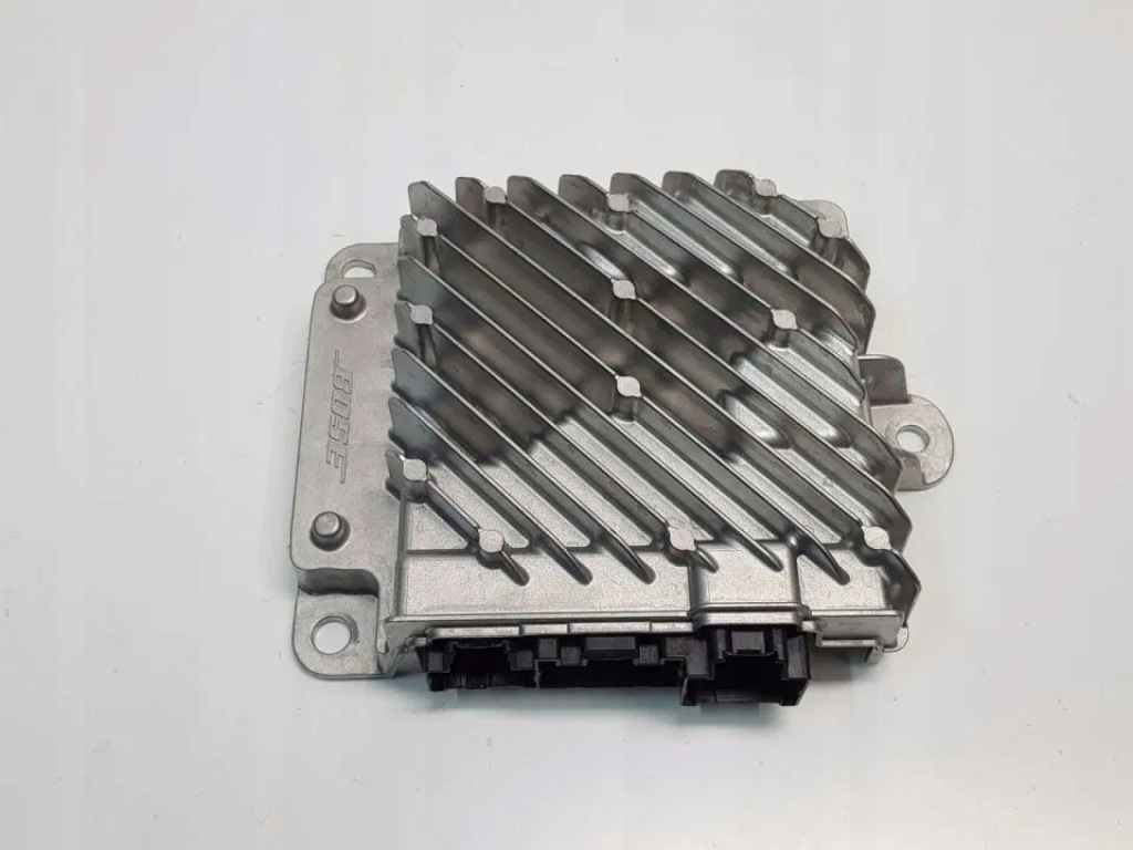 фото №1, Усилитель модуль bose 280618009r renault talisman