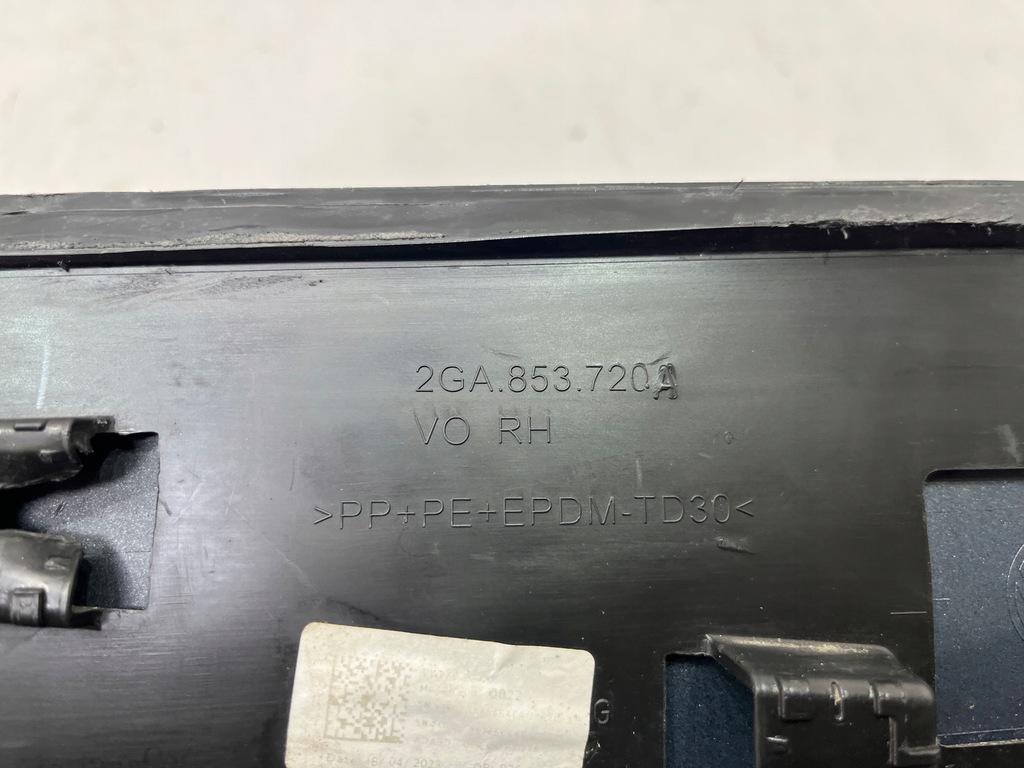 фото №10, Vw t-roc 2ga r line молдинг дверь перед передняя правая 2ga853720a