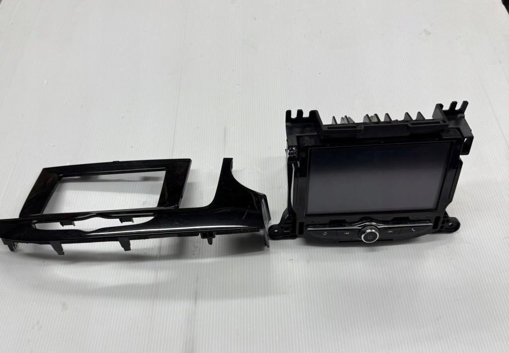 Купити Opel mokka x рестайлінг  16-19 радіо навігація 42481585