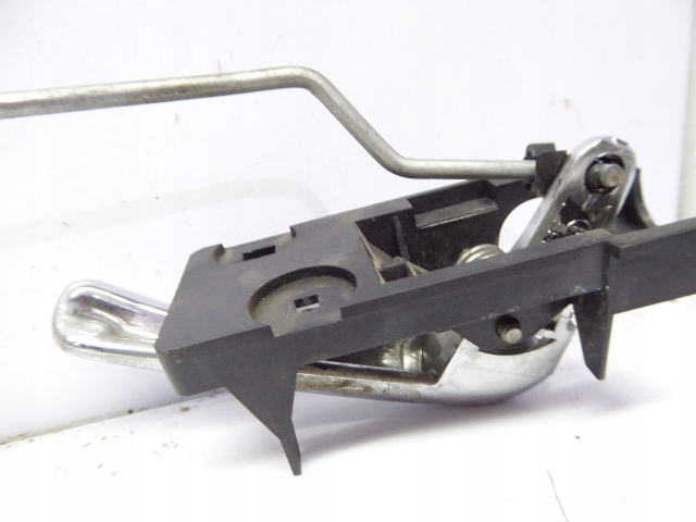 Alfa 147 ручка внутренняя дверь перед левая hb 3d в Украине