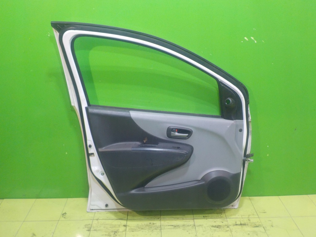 фото №8, Suzuki alto vii 1.0 b 11r hb 5d дверь левая перед