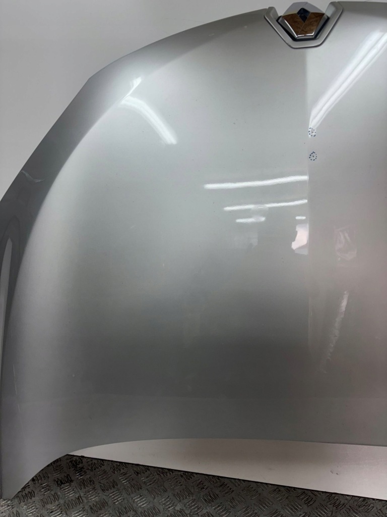 Капот крышка двигателя renault megane 3 3 08- Недорого