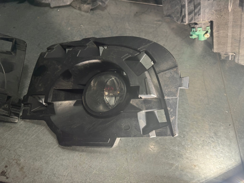 фото №13, Renault master iii iv opel movano b c противотуманная фара правый оригинал 8200002470