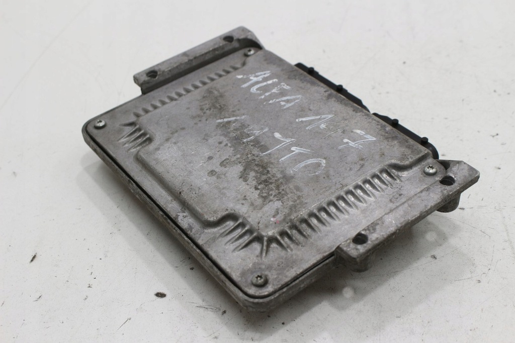 фото №7, Бортовий комп'ютер блок керування 0281011490 alfa 1.9 jtd