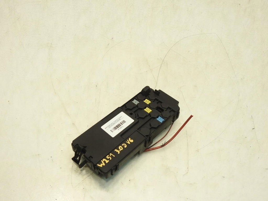 Коробка предохранителей mercedes r w251 3.0 cdi v6 2115452601 Доставка