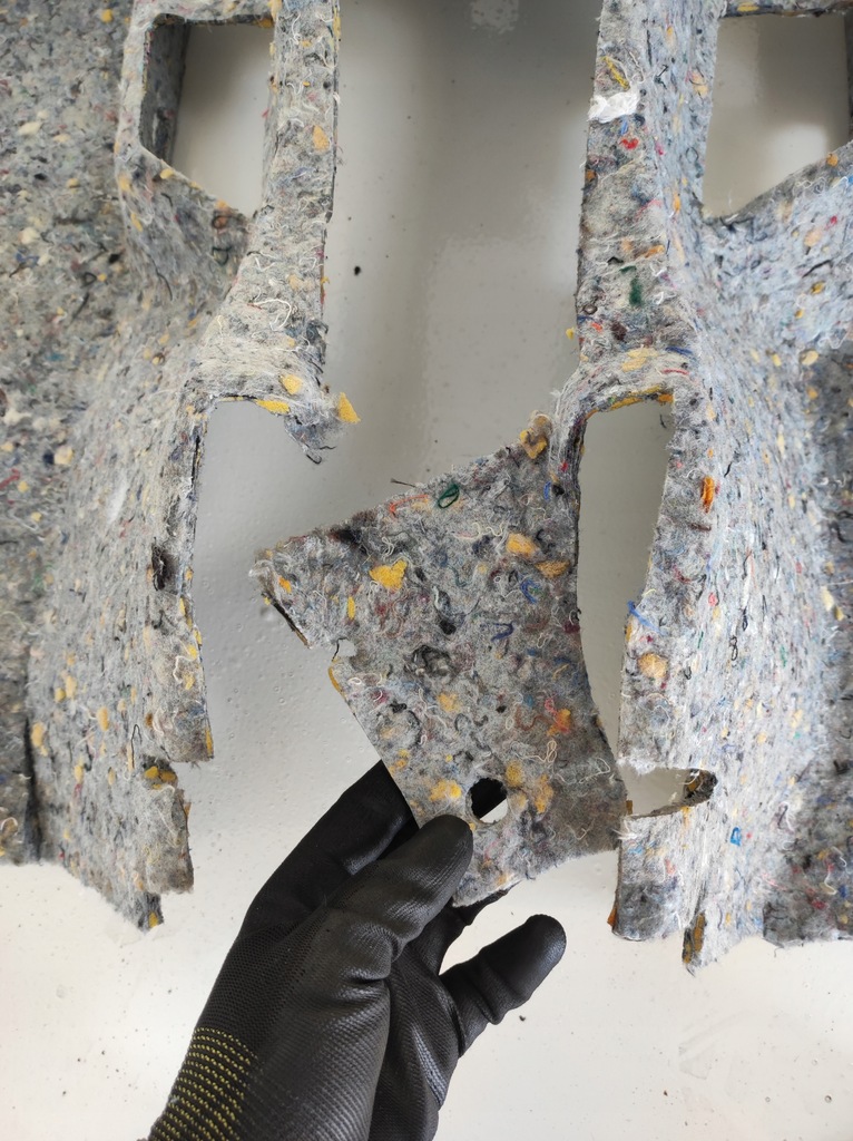 фото №8, Килимок обшивка підлога шумоізоляція touran iii 3 5t eu