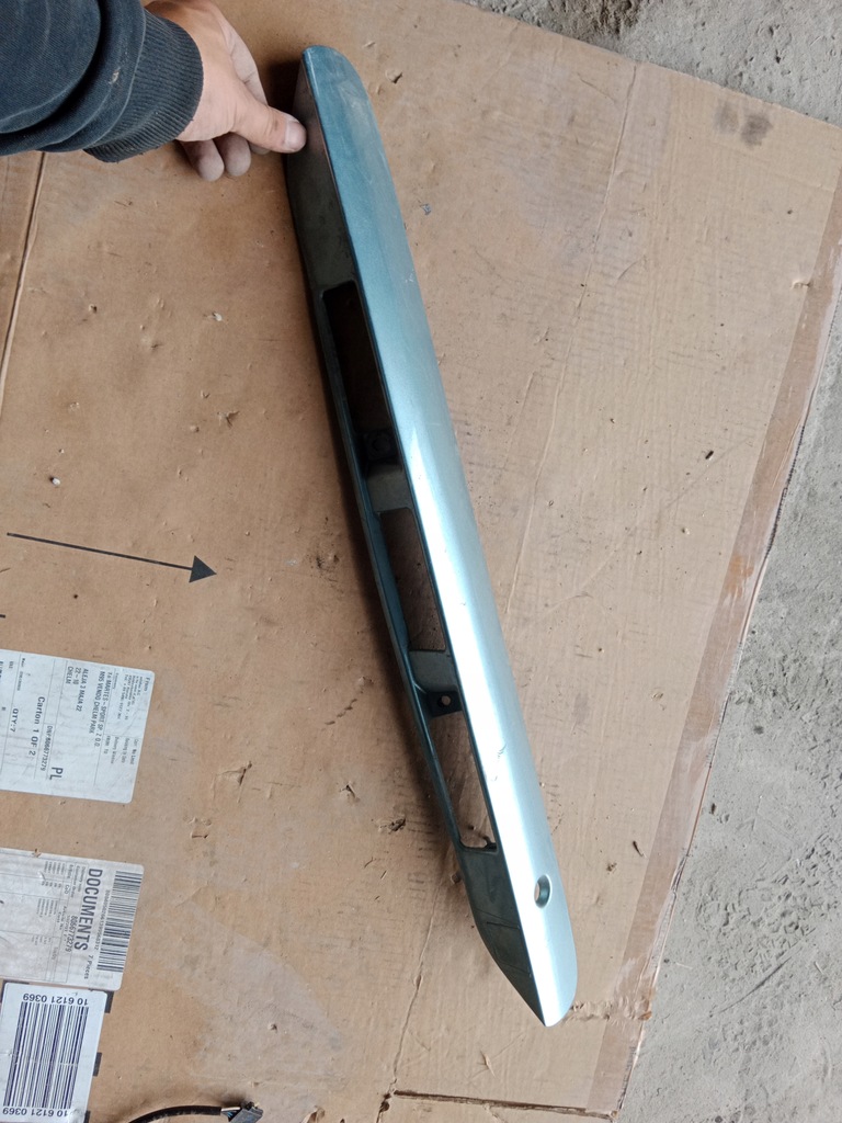 фото №1, Накладка молдинг задній кришки mazda mpv