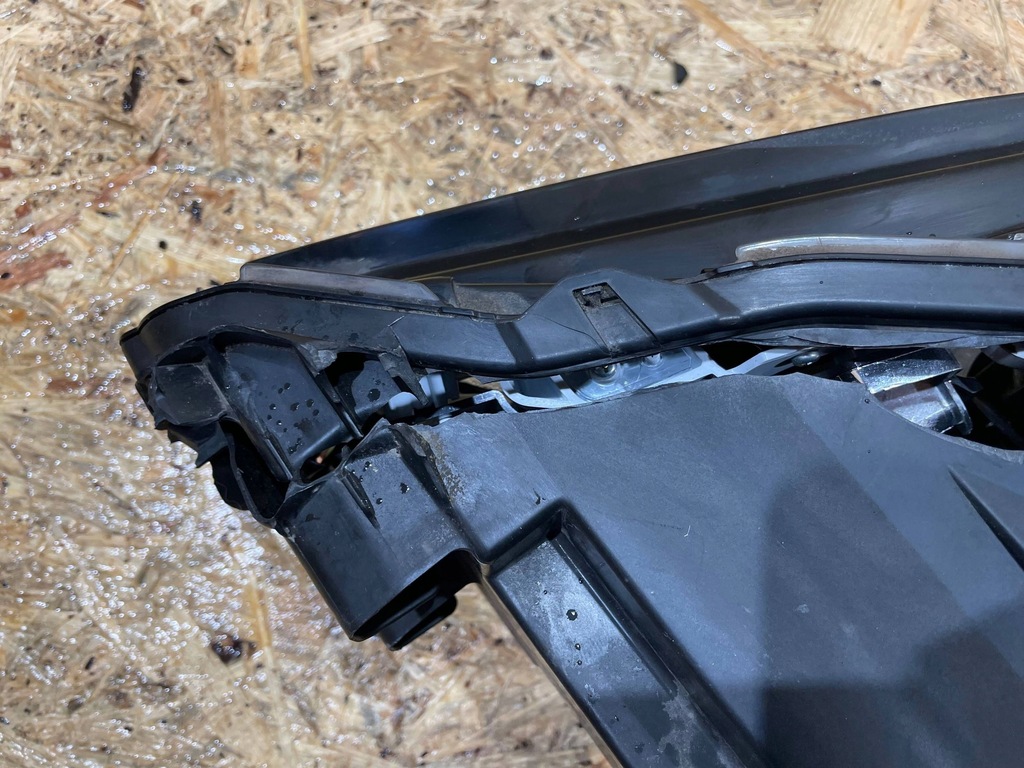 фото №12, Mazda 3 bp iv 4 19- лампа правая перед передняя