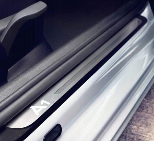 фото №1, Молдинг порог подсвеченная logo audi a1