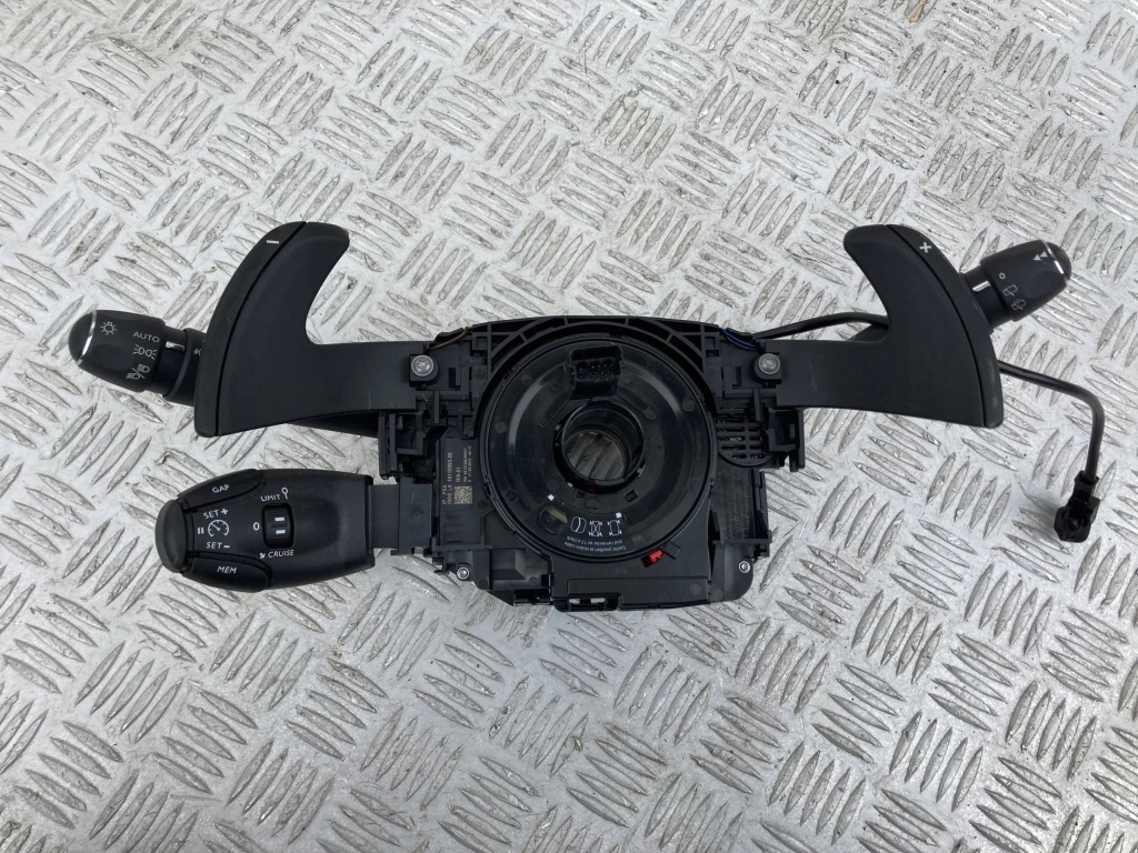 фото №1, Переключатель комбинированный переключатели c5 aircross 18-