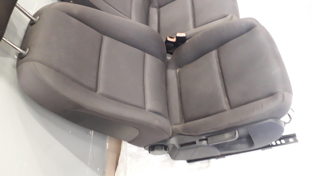 фото №12, Сидіння заднє сидіння audi a4 b6 sedan combi 2000-2005 з підігрівом