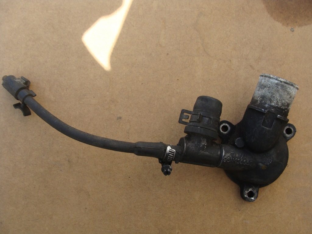 фото №1, Патрубок корпус термостата peugeot 406 2.1 d td