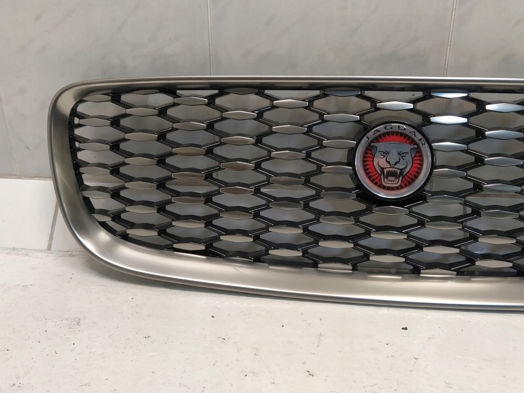 Jaguar e-pace x540 dynamic 2021 решётка радиатора решётка  радиатора значок оригинал Доставка