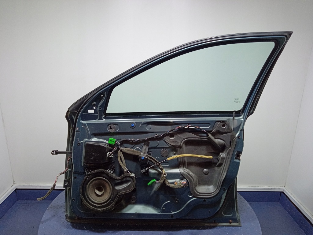 фото №2, Volvo s60 i дверь перед правое mistral green