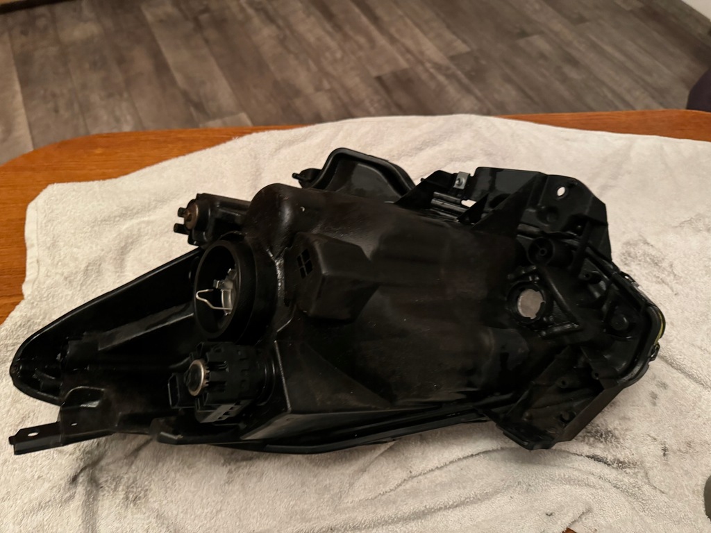 фото №8, Suzuki baleno ii лампа передняя правая обычная оригинальная нет клееная europa