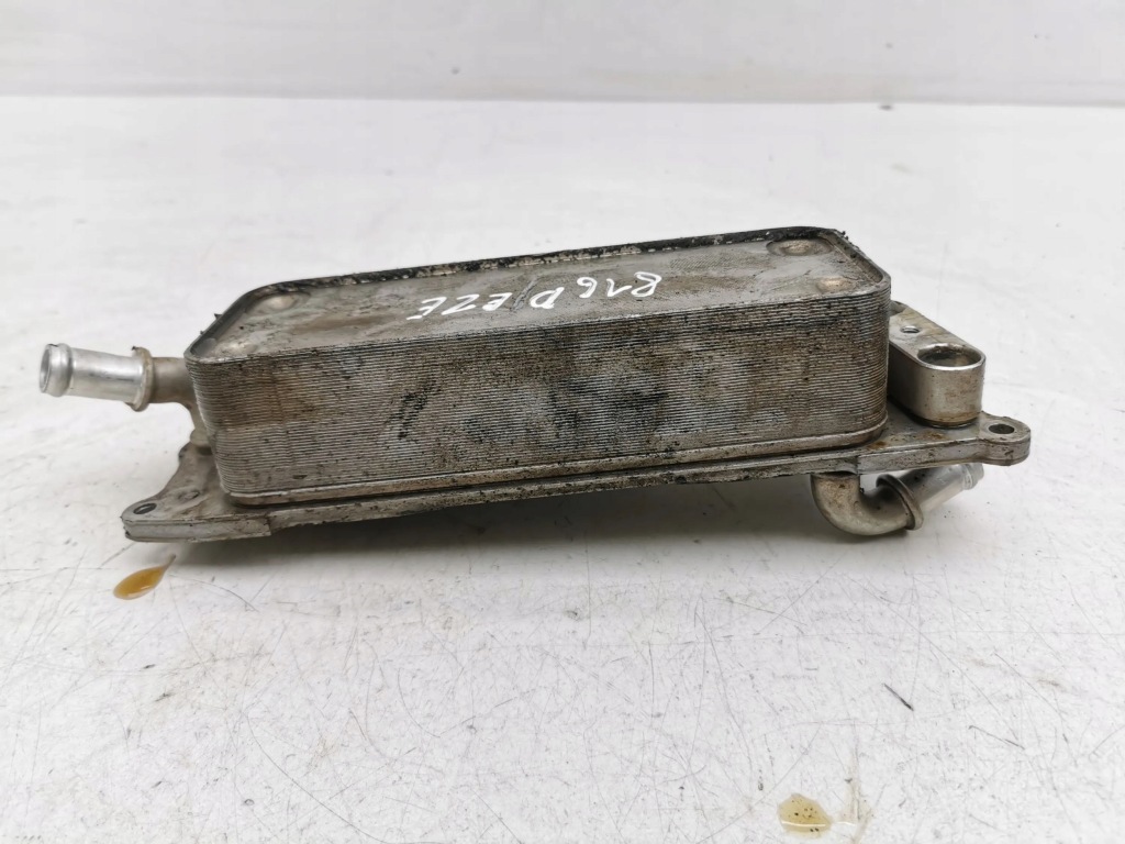 Audi a7 s7 4g 2013 радиатор масла коробки передач 4g0317021t с Разборки
