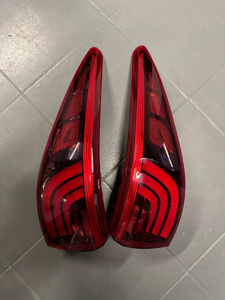 фото №1, Лампа задняя задняя правая kia sportage iv 4 92401-f11