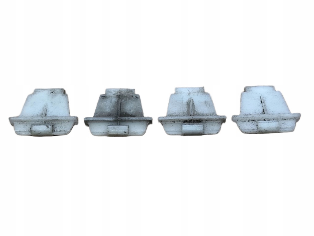 фото №9, Audi a8 d2 99-02 клипса накладки бампера хром задняя клипсы штифт 4d0807249a