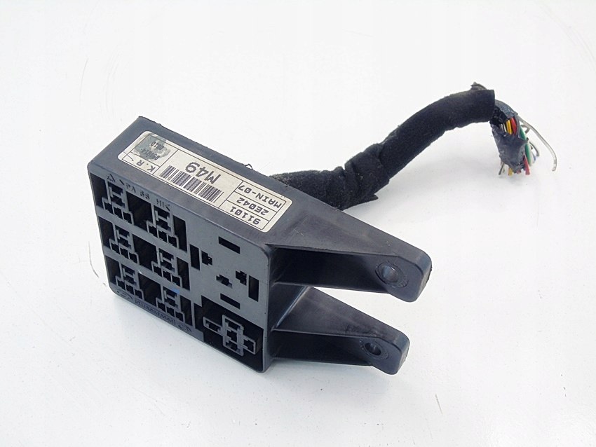 фото №1, Коробка предохранителей tucson i 05 2.0b 911012e042