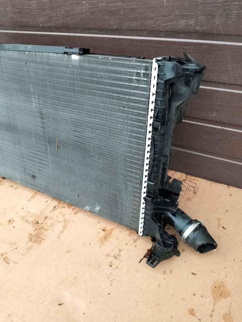 Комплект радиатор интеркулер audi a4 b8 2.0 tfsi механическая коробка передач Киев