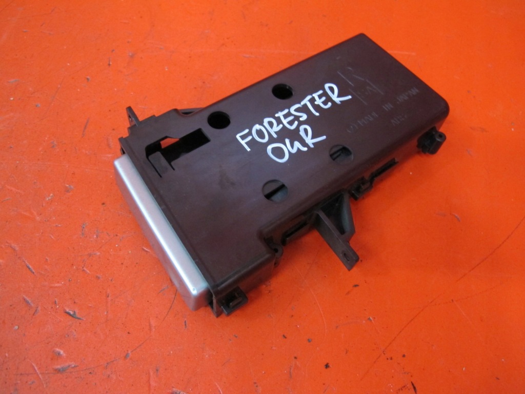 фото №1, Subaru forester 2 ii sg lift кронштейн na кружки подстаканник