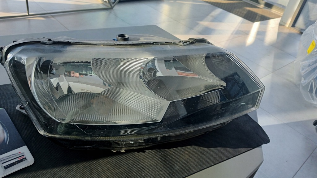 фото №4, Skoda rapid 5jb941016 лампа права