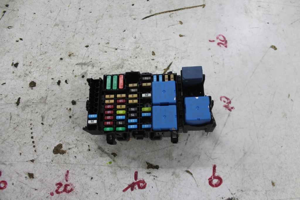 фото №1, Коробка корпус предохранителей dacia sandero ii lift 900 tce 17-20