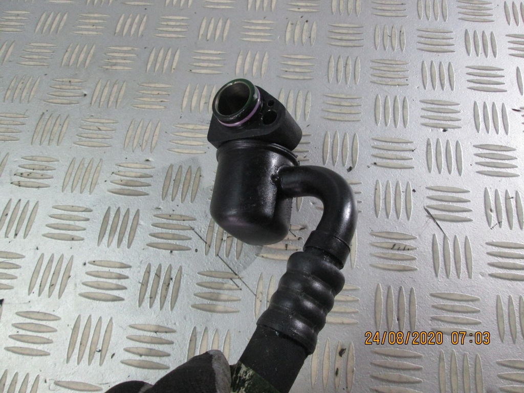 фото №4, Шланг кондиционера mercedes w203 1.8 компрессор