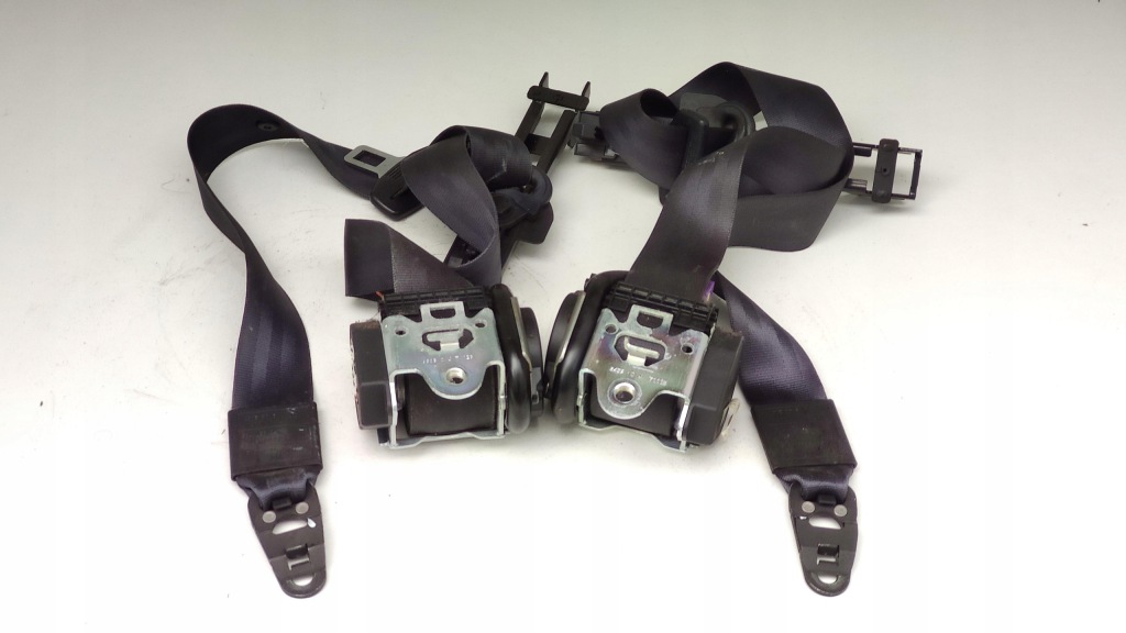 фото №1, Audi a6 c6 pas безопасности левый правый перед 4f0857705 4f0857706