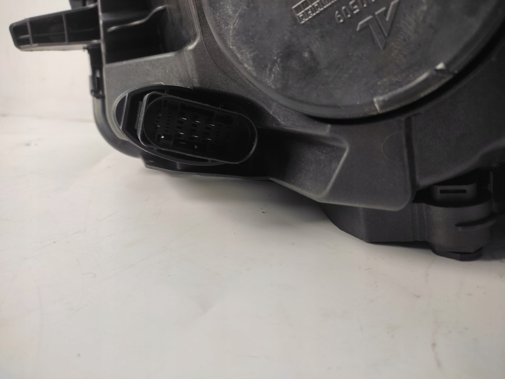 Skoda fabia 3 рестайлинг  6v1 фара левая передняя перед full led 2018- Цена