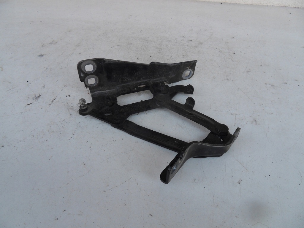 фото №1, Mercedes glk x204 08-12 петля капот передний перед правый c197