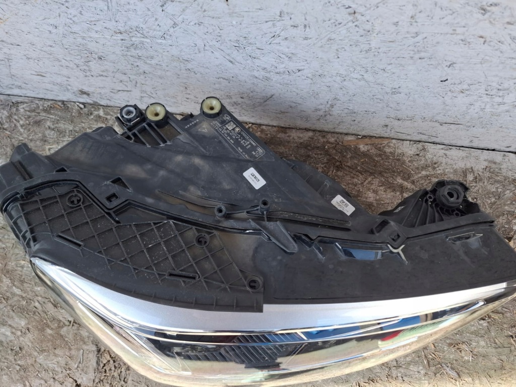 Audi q3 2019-25 год 83a941034 фара правый  full led Оригинал