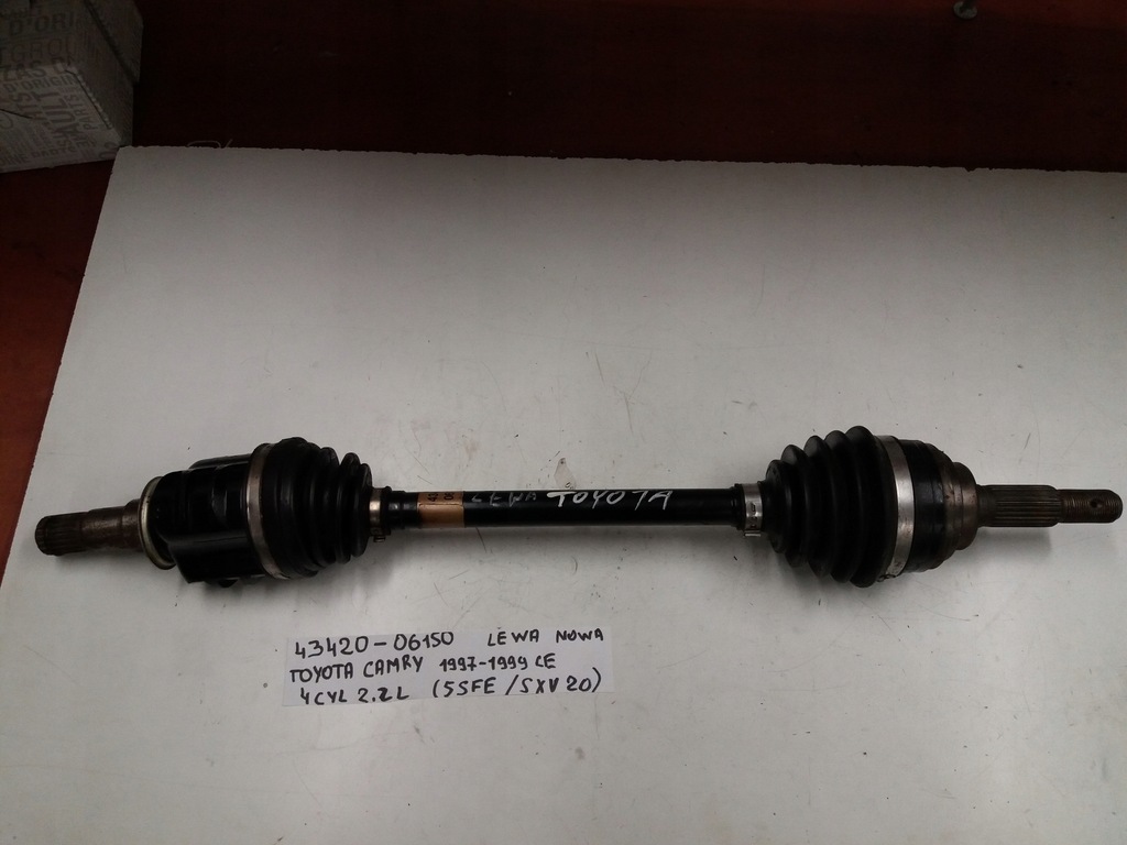 фото №1, Приводной вал левая toyota camry 97-99 2.2 43420-06150