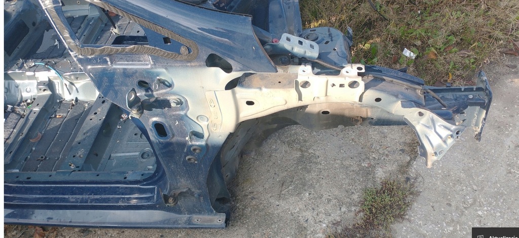 фото №1, Ford fiesta mk8 чверть права передня блок двигуна