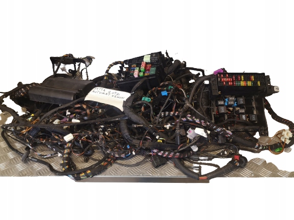 фото №1, Vw jetta 2016 r 2.0 tdi dsg ксенон электропроводка kompl