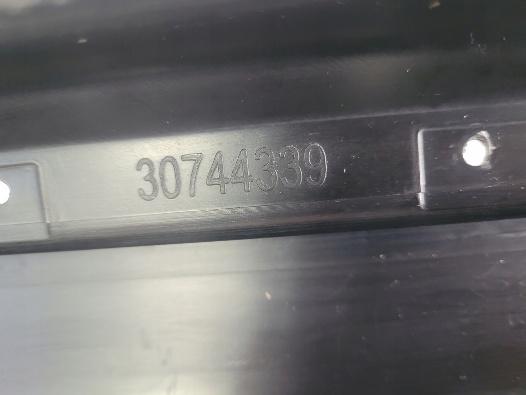 фото №12, Volvo оригинальный номер 30744339 молдинг порог накладка