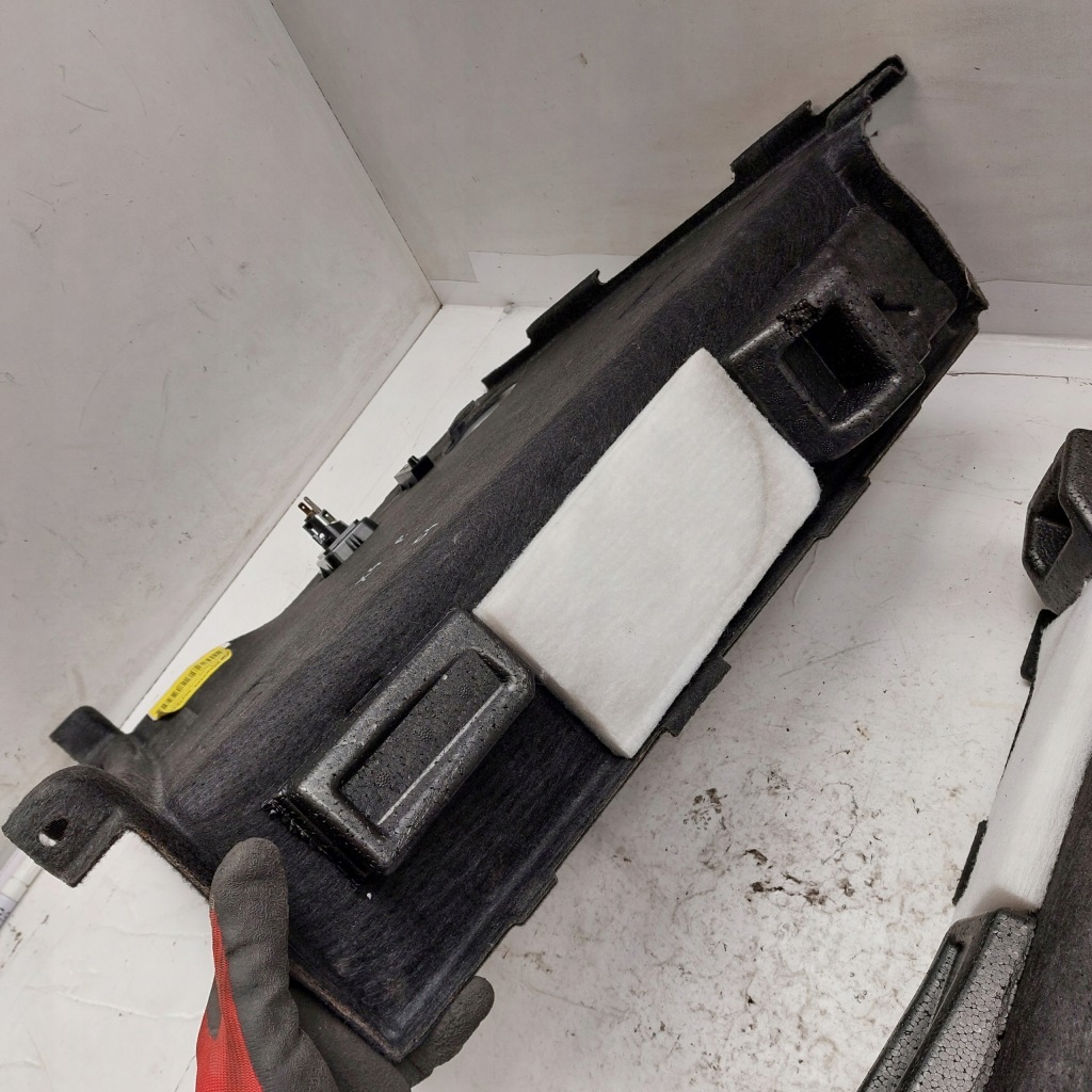 фото №8, Bmw x4 f26 g01 обшивка крышка ниша багажника левая + правая 6821646 7337587