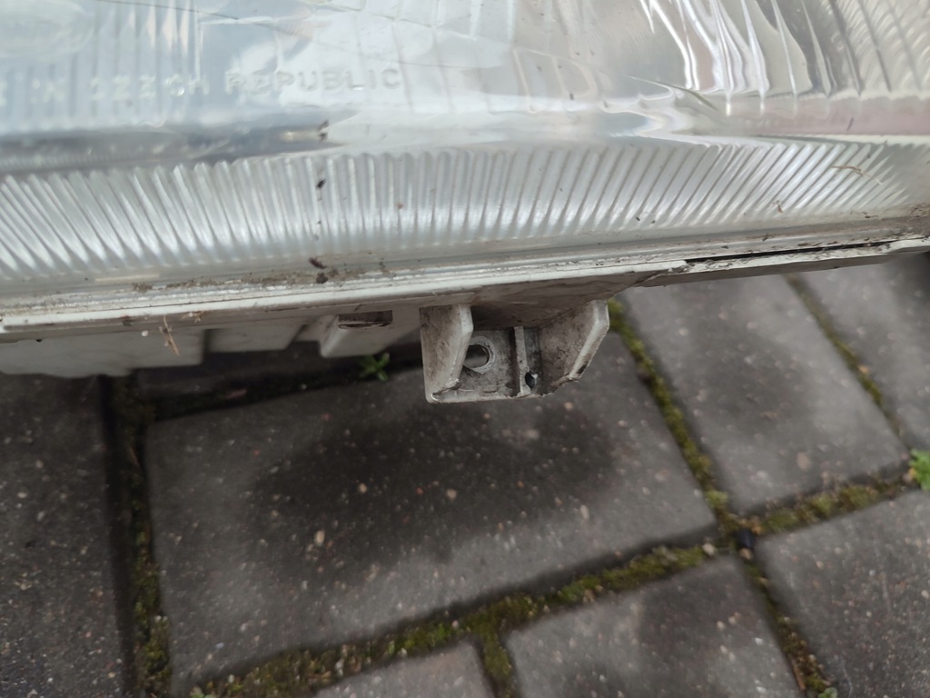 фото №7, Лампа перед права skoda felicia i 246150-00