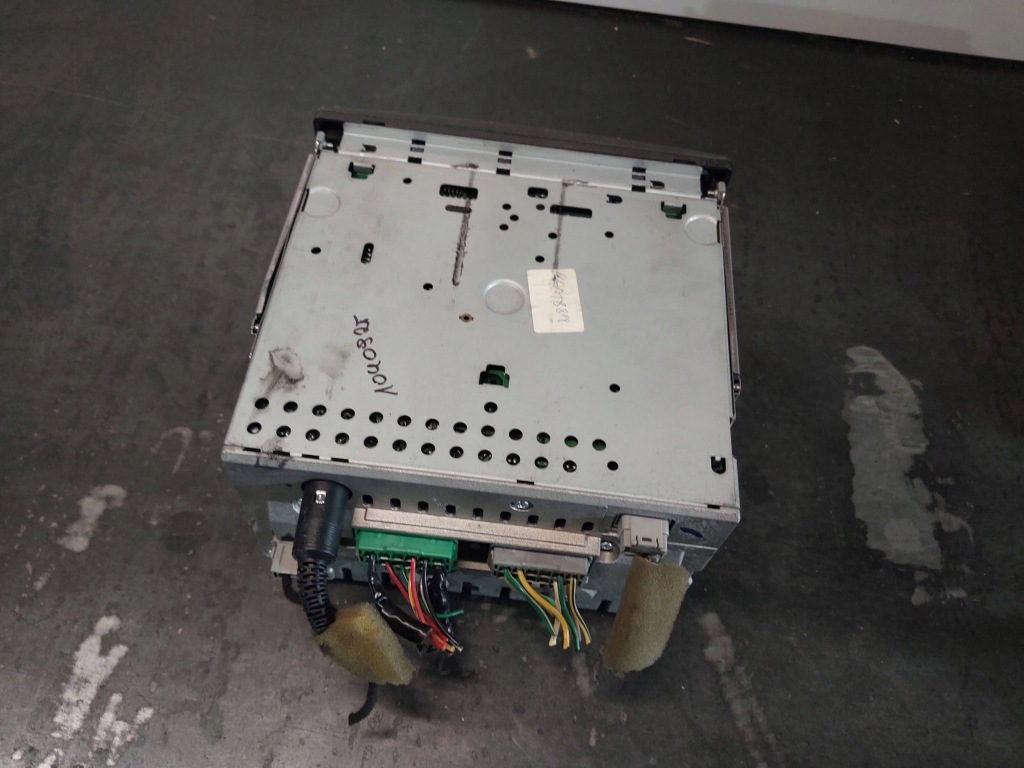 Радиопроигрыватель volvo s40 30889965 Оригинал