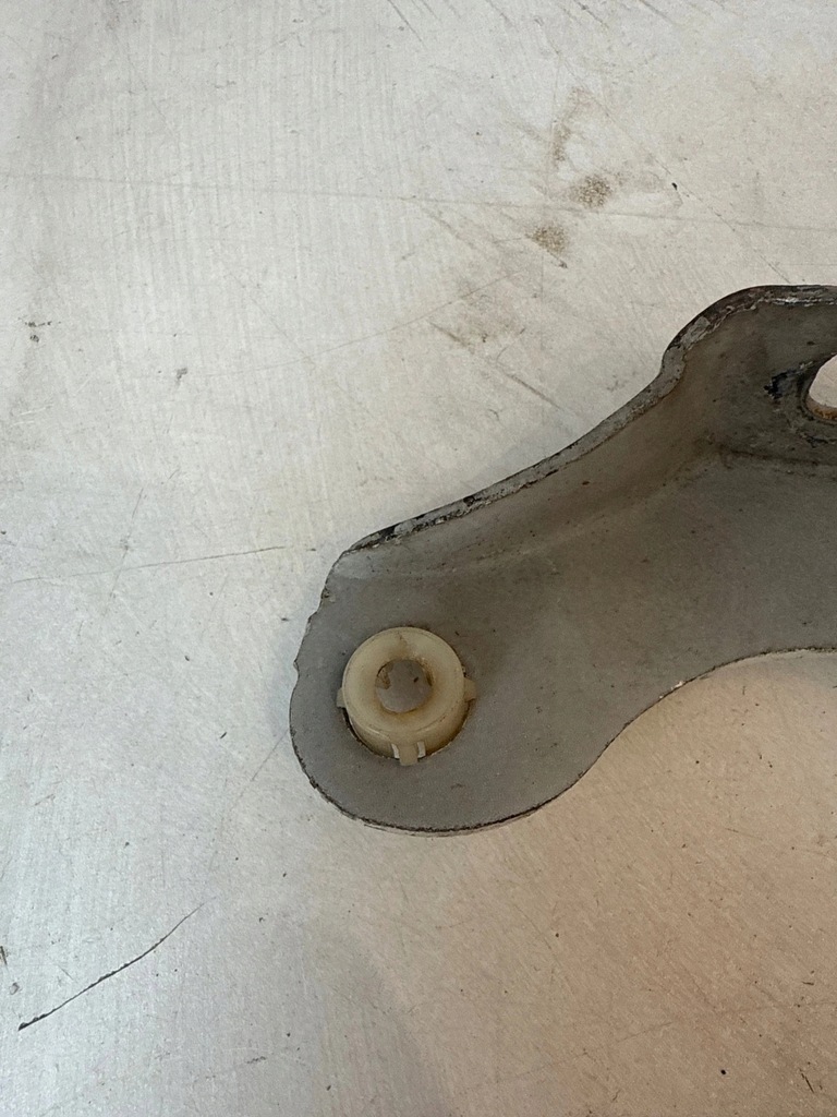 фото №10, Петля капот перед передний правый nissan micra k13