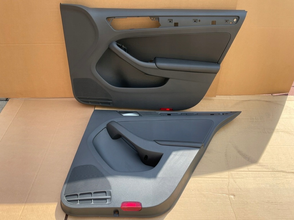 фото №13, Сидіння з підігрівом шкіра оббивка vw jetta 5c lift