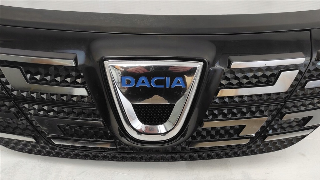фото №3, Решётка радиатора решётка радиатора dacia spring po 2020