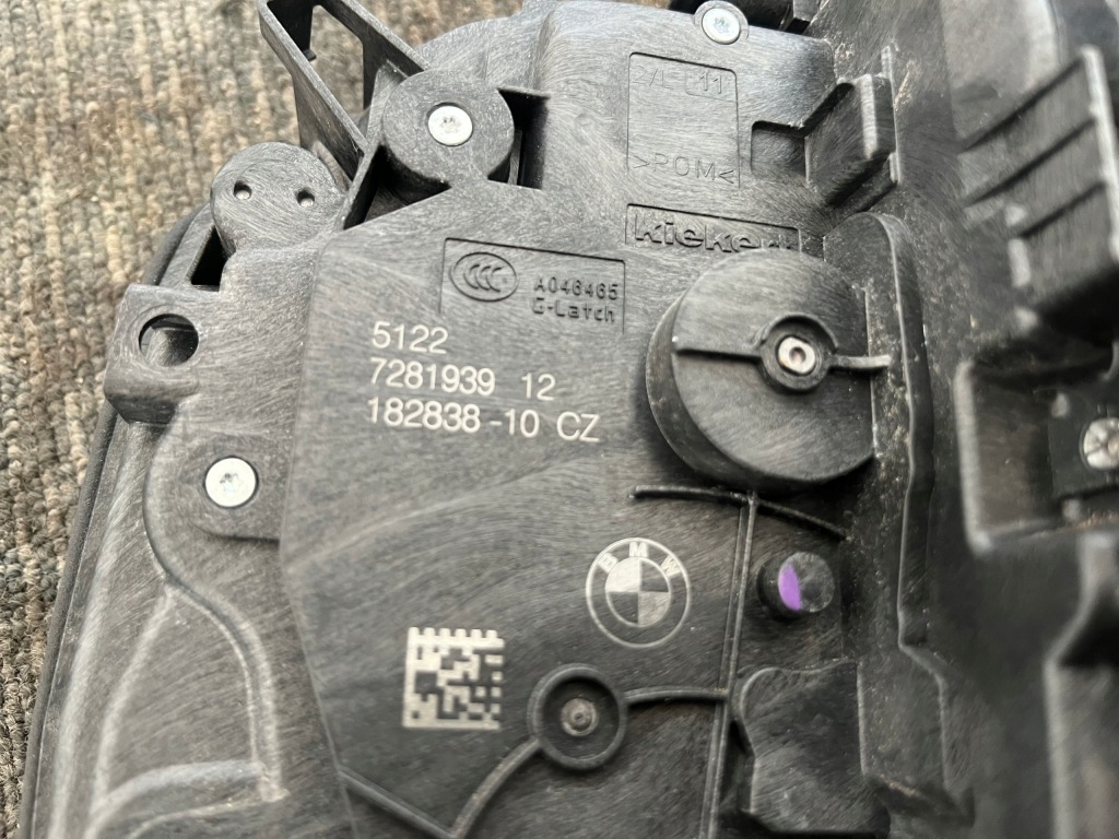 Bmw x1 f48 рестайлинг  2019r замок дверь левое  задняя задний оригинал европа Доставка