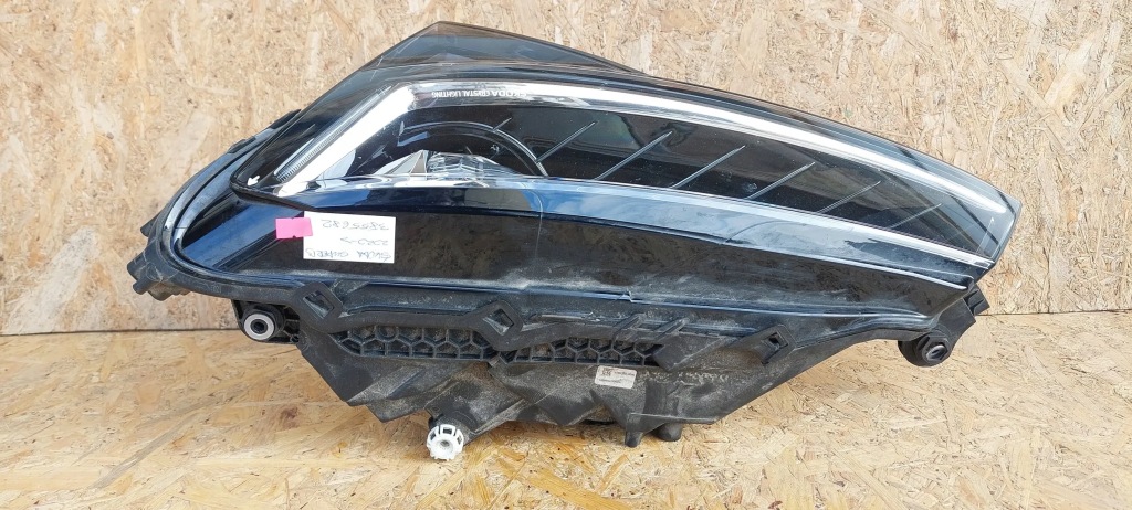 Skoda superb b8 3v 2021 лампы передние Доставка