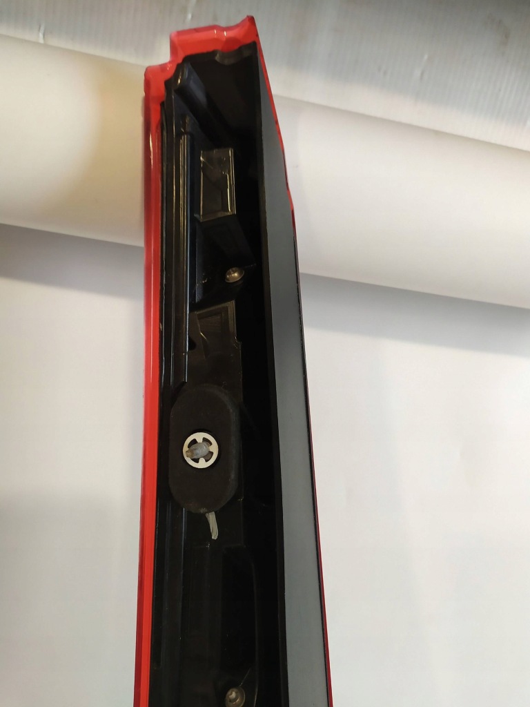 фото №7, Volvo xc60 ii - лампа задняя правая led 2017+