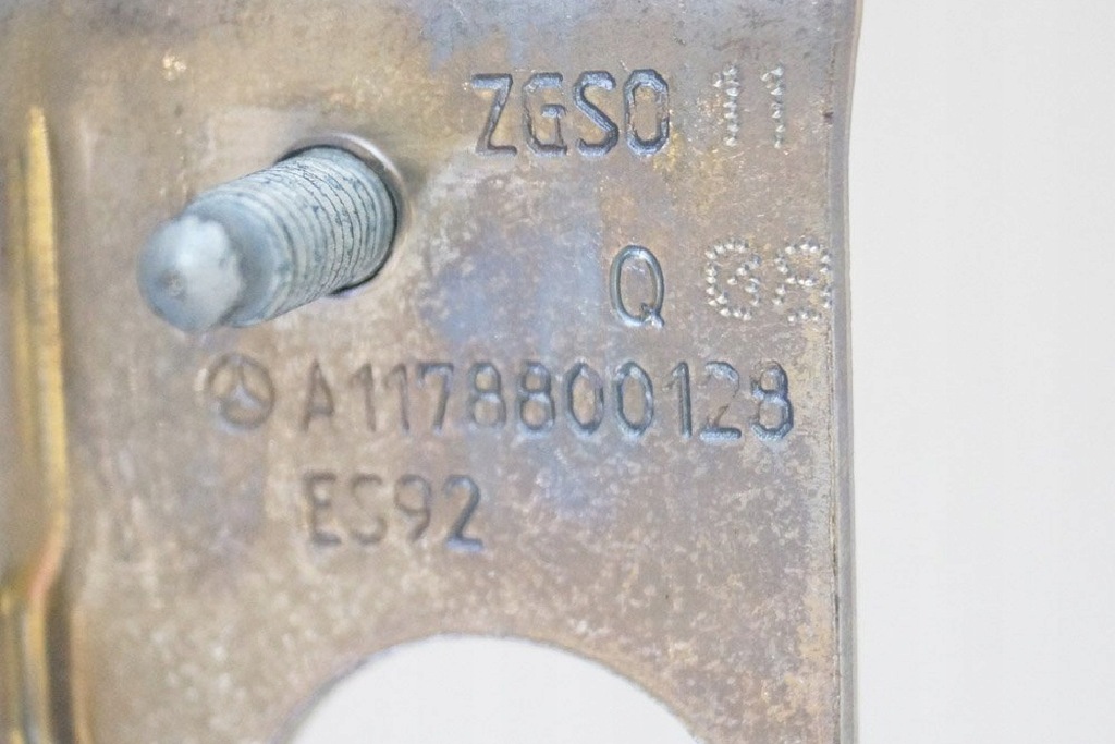 фото №8, Mercedes benz cla c117 петля капот левая сторона новый оригинальный + a1178800