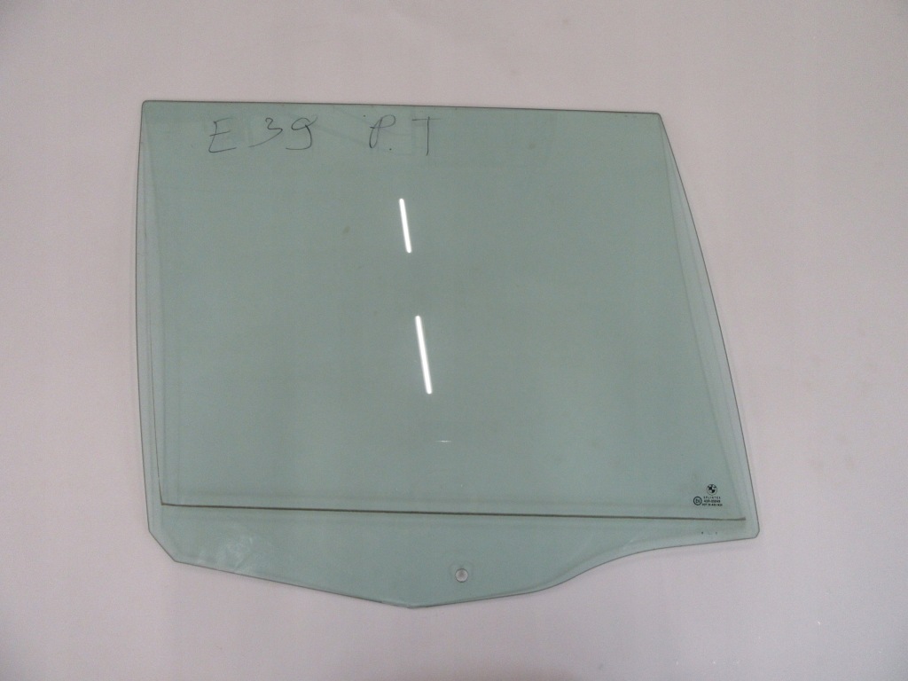 фото №1, Стекло правый задняя bmw e39 as2 kombi