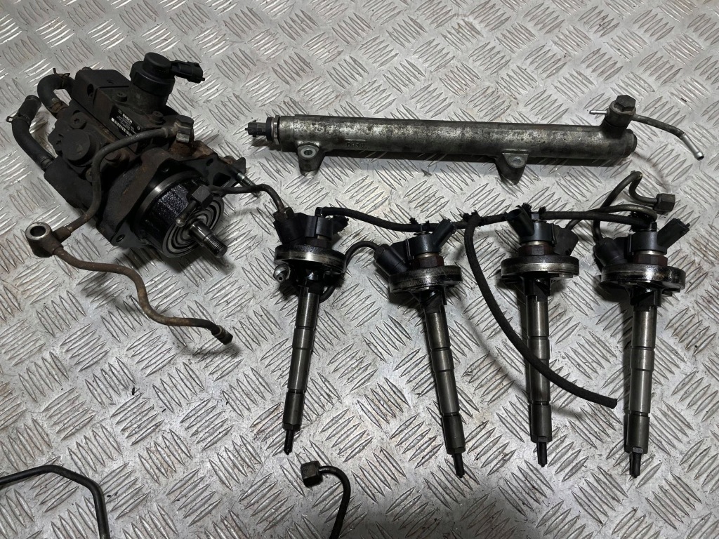 Купити Система паливний упорскування renault mascott 3.0 dci 0445110284 0445010136